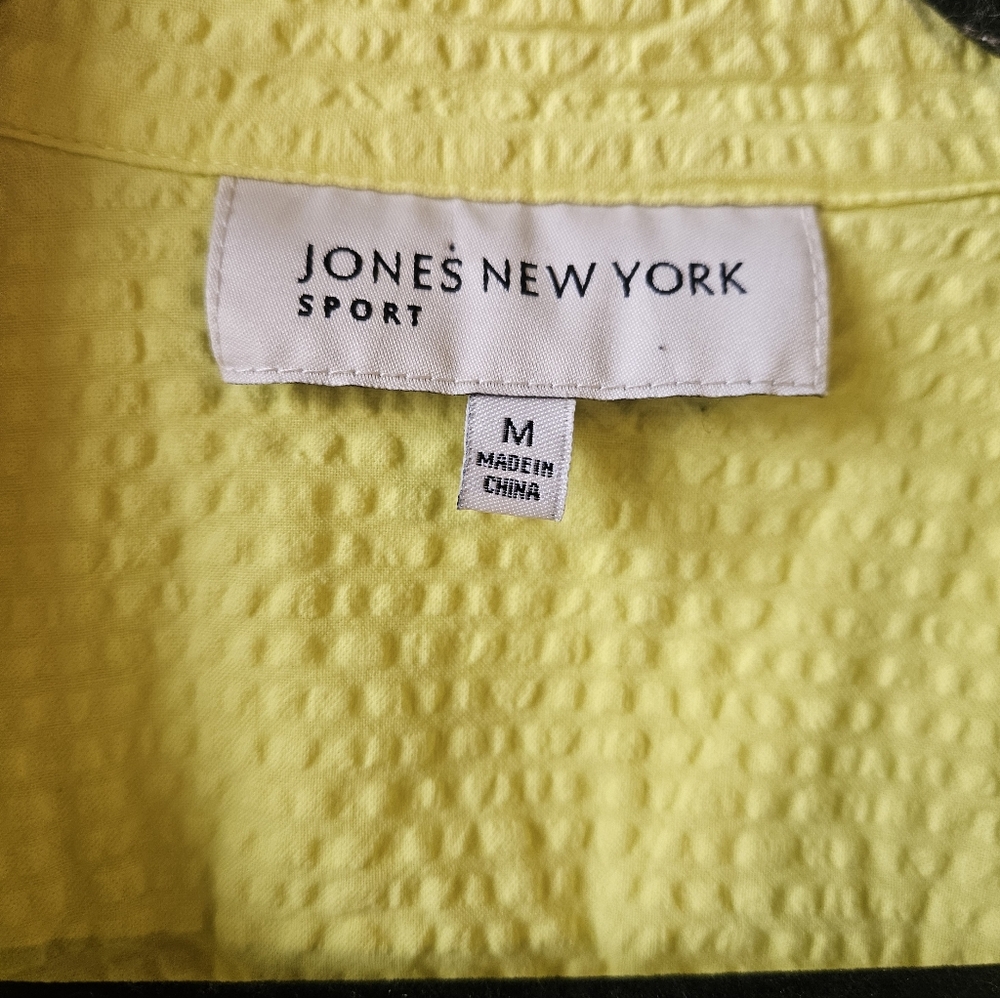 Jones New York Sport Yellow Button-Up Women's Top - Picture 2 of 6